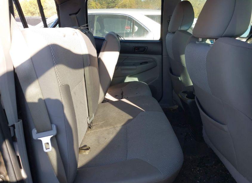 Photo 8 of 2015 Toyota Tacoma DOUBLE CAB/TRD PRO (VIN 5TFLU4EN0FX113718)