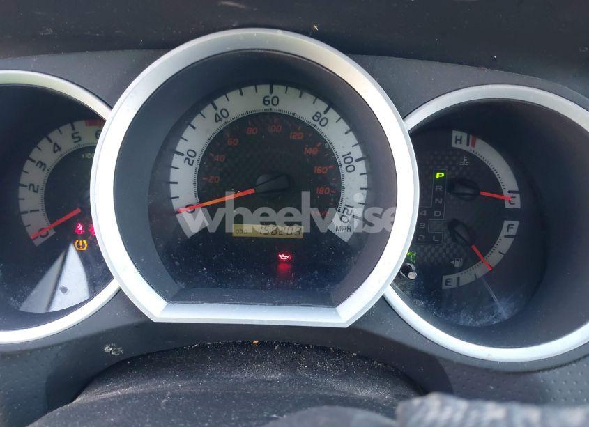 Photo 15 of 2015 Toyota Tacoma BASE V6 (VIN 5TFLU4EN1FX119012)