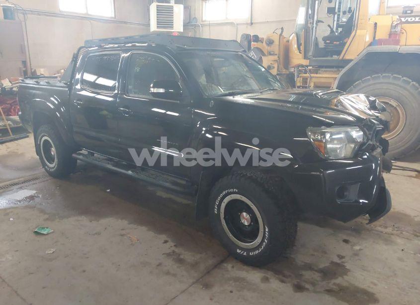 2015 Toyota Tacoma TRD PRO (VIN 5TFLU4EN1FX145996) main photo