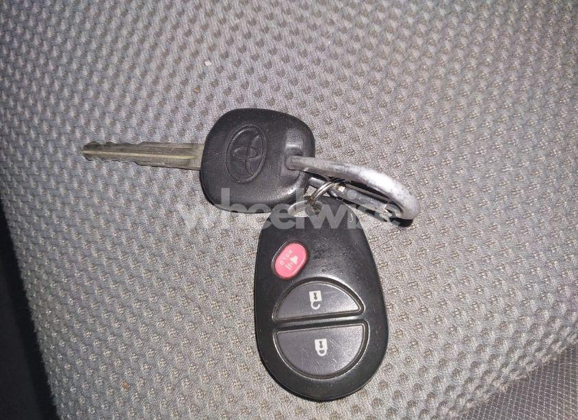 Photo 11 of 2015 Toyota Tacoma TRD PRO (VIN 5TFLU4EN1FX145996)