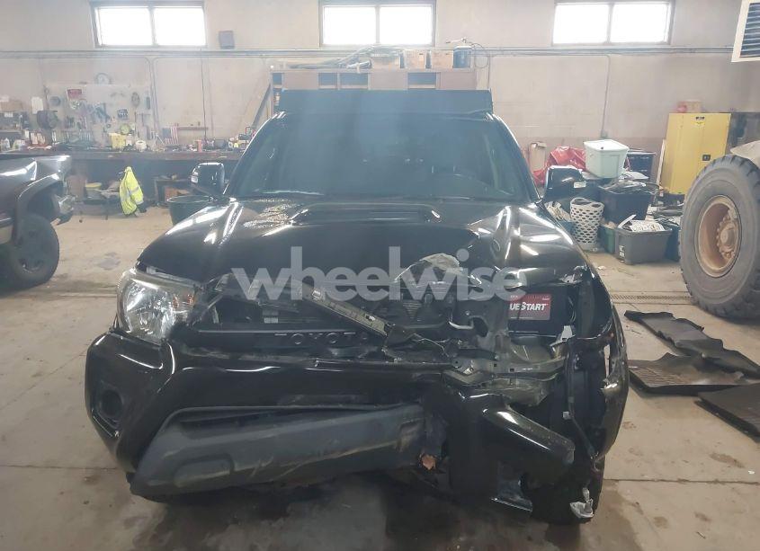 Photo 12 of 2015 Toyota Tacoma TRD PRO (VIN 5TFLU4EN1FX145996)