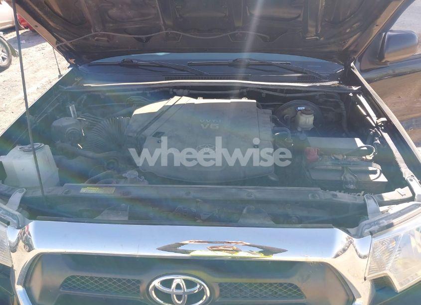 Photo 10 of 2015 Toyota Tacoma DOUBLE CAB/TRD PRO (VIN 5TFLU4EN2FX111971)