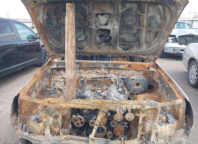 Photo 10 of 2015 Toyota Tacoma BASE V6 (VIN 5TFLU4EN2FX137373)