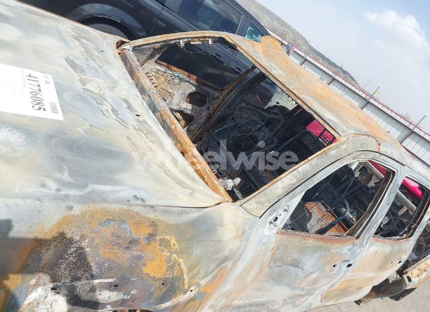Photo 6 of 2015 Toyota Tacoma BASE V6 (VIN 5TFLU4EN2FX137373)