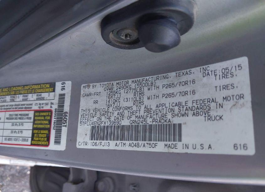 Photo 9 of 2015 Toyota Tacoma DOUBLE CAB/TRD PRO (VIN 5TFLU4EN2FX139690)