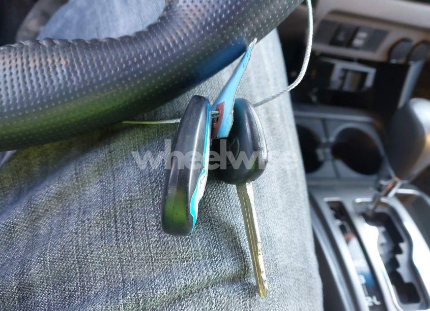 Photo 11 of 2013 Toyota Tacoma DOUBLE CAB (VIN 5TFLU4EN3DX076323)