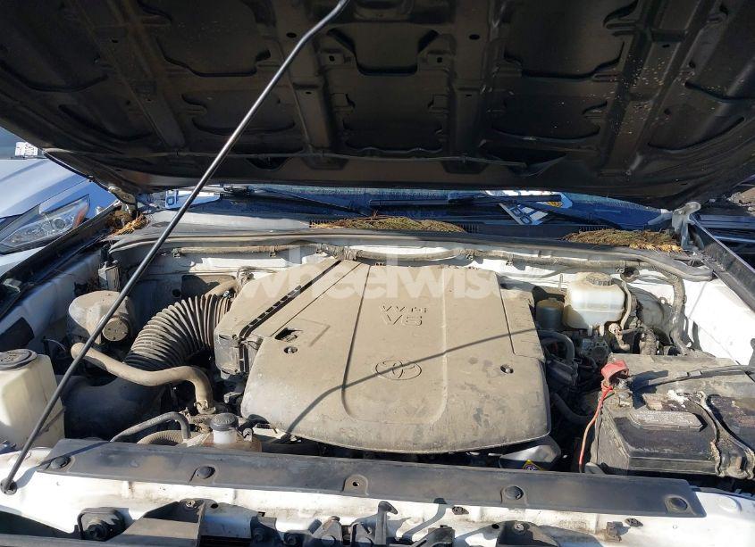 Photo 10 of 2015 Toyota Tacoma DOUBLE CAB/TRD PRO (VIN 5TFLU4EN3FX142632)