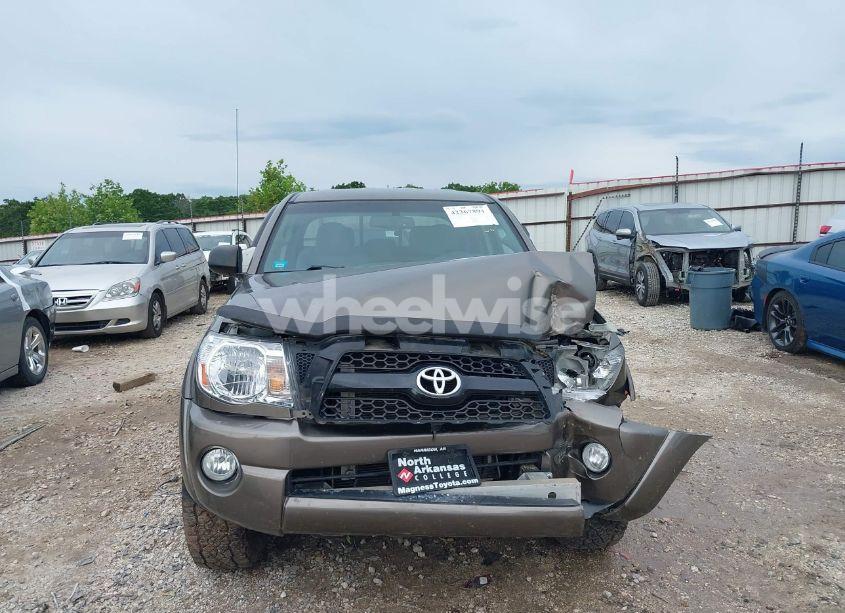 Photo 12 of 2011 Toyota Tacoma BASE V6 (VIN 5TFLU4EN5BX002995)