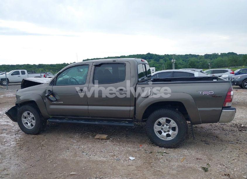 Photo 14 of 2011 Toyota Tacoma BASE V6 (VIN 5TFLU4EN5BX002995)