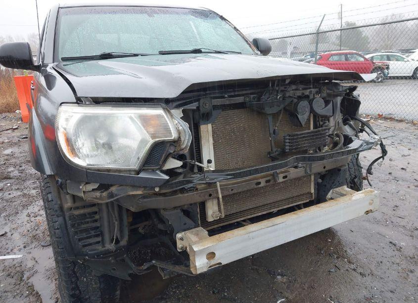 Photo 12 of 2014 Toyota Tacoma DOUBLE CAB (VIN 5TFLU4EN5EX094680)