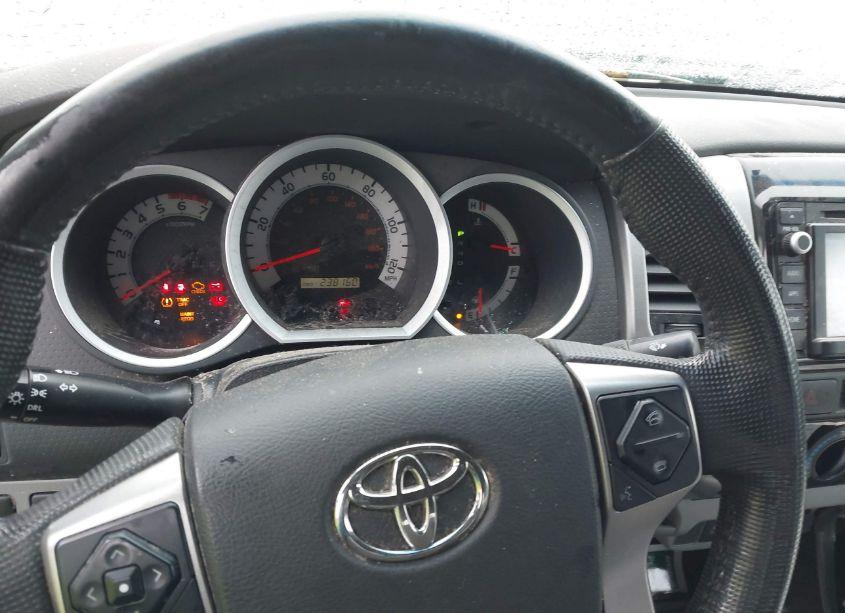 Photo 7 of 2014 Toyota Tacoma DOUBLE CAB (VIN 5TFLU4EN5EX094680)