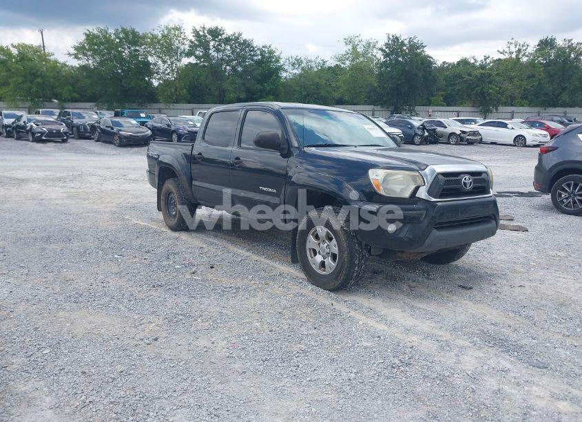 2014 Toyota Tacoma BASE V6 (VIN 5TFLU4EN5EX108464) main photo