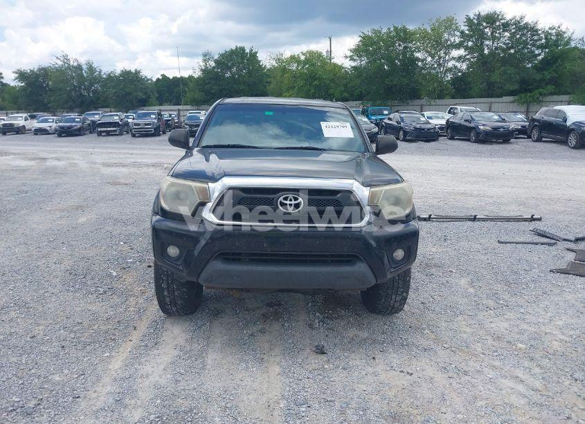 Photo 13 of 2014 Toyota Tacoma BASE V6 (VIN 5TFLU4EN5EX108464)