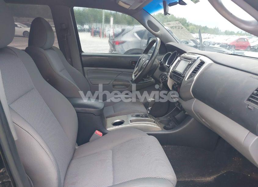 Photo 5 of 2014 Toyota Tacoma BASE V6 (VIN 5TFLU4EN5EX108464)