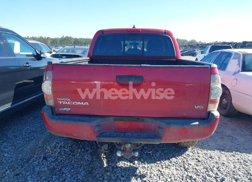 Photo 16 of 2015 Toyota Tacoma DOUBLE CAB/TRD PRO (VIN 5TFLU4EN6FX115702)