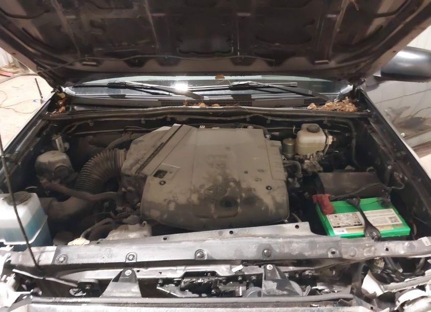 Photo 10 of 2015 Toyota Tacoma DOUBLE CAB/TRD PRO (VIN 5TFLU4EN6FX124965)