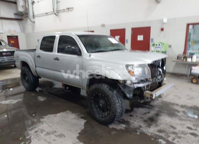 2011 Toyota Tacoma DOUBLE CAB (VIN 5TFLU4EN7BX003131) main photo