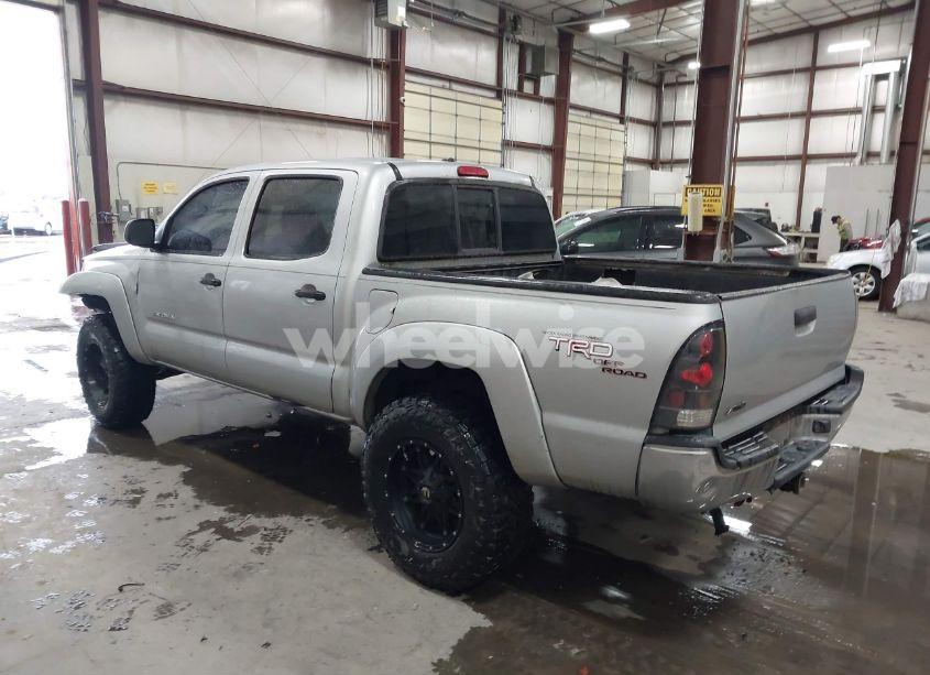 Photo 3 of 2011 Toyota Tacoma DOUBLE CAB (VIN 5TFLU4EN7BX003131)