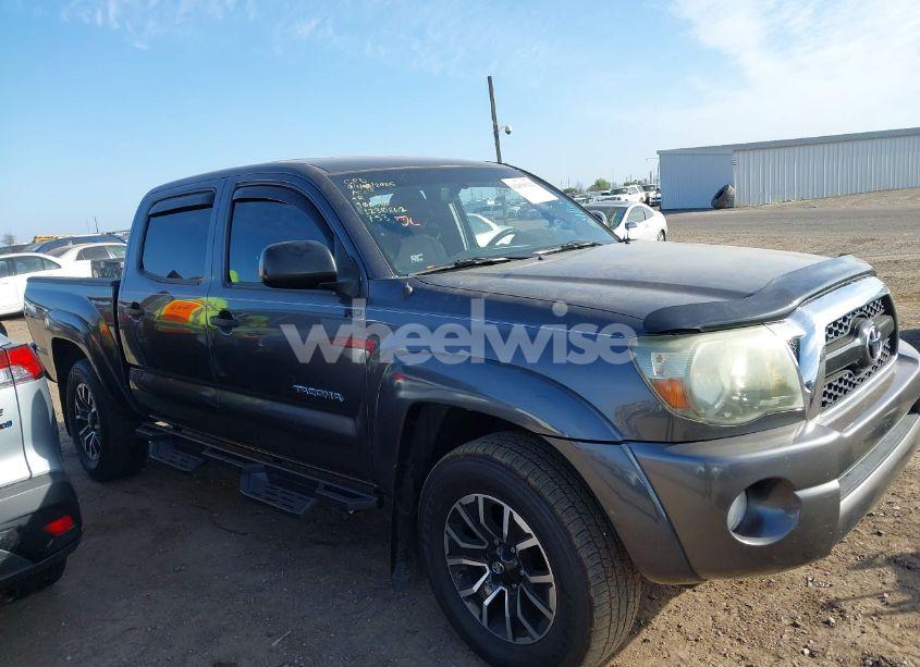 Photo 13 of 2011 Toyota Tacoma BASE V6 (VIN 5TFLU4EN7BX015795)