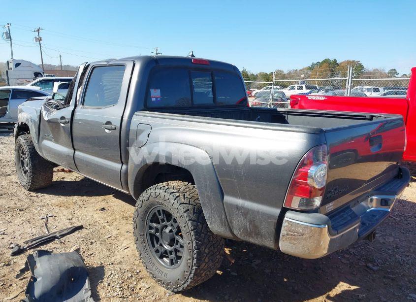 Photo 3 of 2012 Toyota Tacoma DOUBLE CAB (VIN 5TFLU4EN7CX024496)