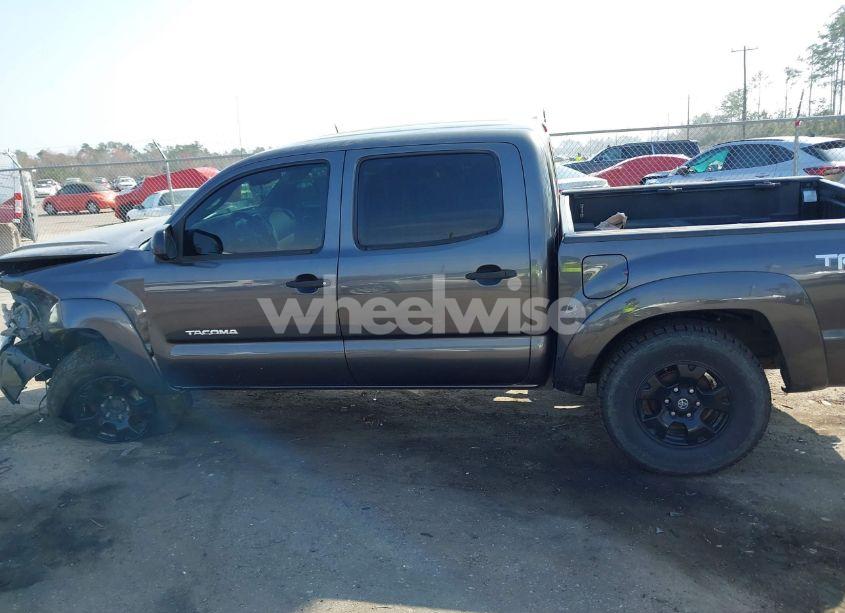 Photo 14 of 2013 Toyota Tacoma DOUBLE CAB (VIN 5TFLU4EN8DX072042)