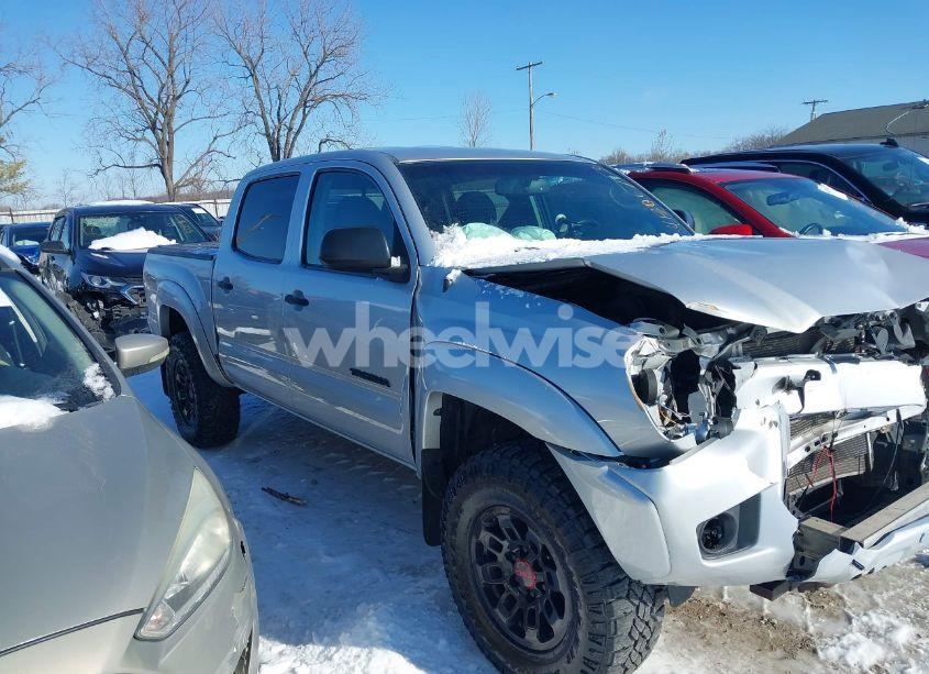 Photo 13 of 2012 Toyota Tacoma DOUBLE CAB (VIN 5TFLU4EN9CX035760)