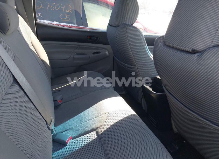 Photo 8 of 2012 Toyota Tacoma DOUBLE CAB (VIN 5TFLU4EN9CX035760)