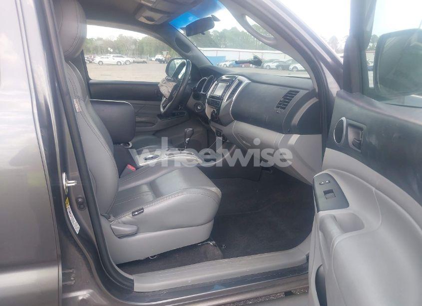 Photo 5 of 2014 Toyota Tacoma BASE V6 (VIN 5TFLU4EN9EX099414)