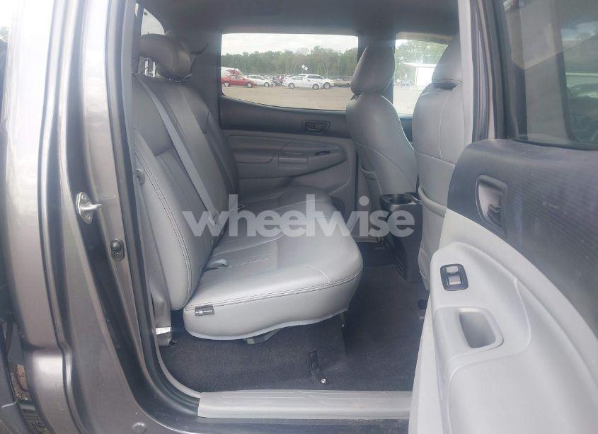 Photo 8 of 2014 Toyota Tacoma BASE V6 (VIN 5TFLU4EN9EX099414)