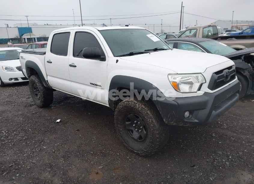 2012 Toyota Tacoma BASE V6 (VIN 5TFLU4ENXCX033211) main photo