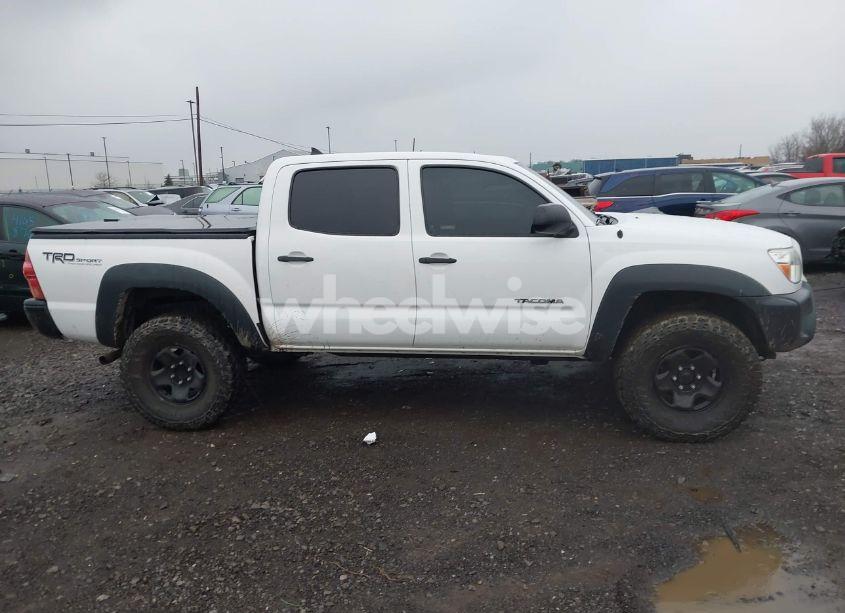 Photo 12 of 2012 Toyota Tacoma BASE V6 (VIN 5TFLU4ENXCX033211)