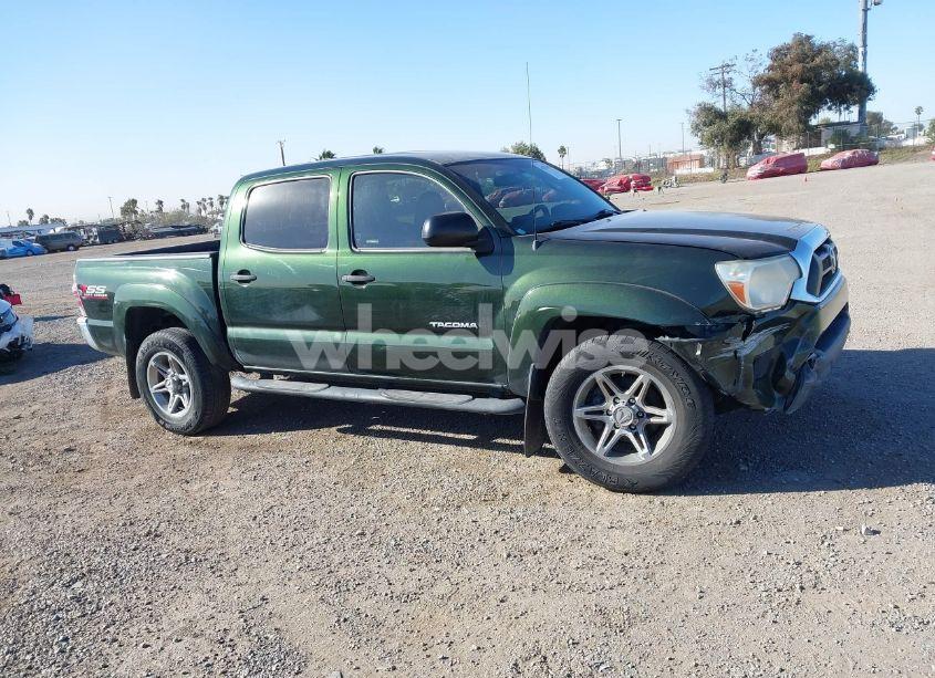 Photo 13 of 2014 Toyota Tacoma BASE V6 (VIN 5TFLU4ENXEX089541)