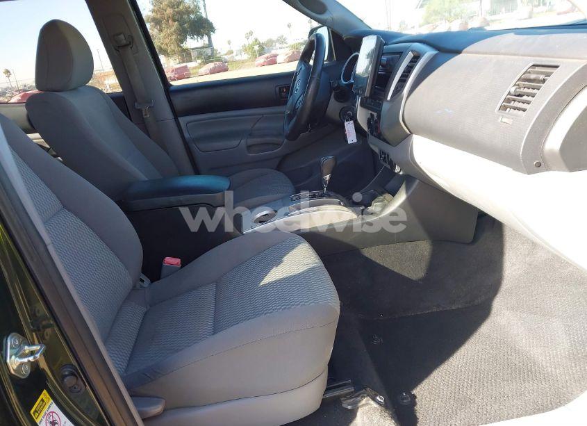Photo 5 of 2014 Toyota Tacoma BASE V6 (VIN 5TFLU4ENXEX089541)