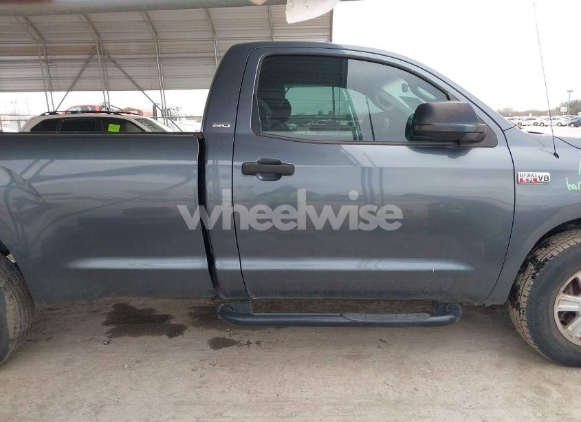 Photo 13 of 2007 Toyota Tundra BASE 5.7L V8 (VIN 5TFLV52167X022698)