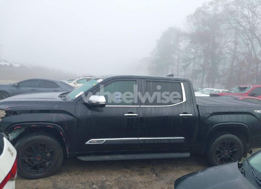 Photo 15 of 2022 Toyota Tundra (VIN 5TFMA5DBXNX012937)