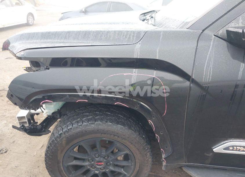 Photo 6 of 2022 Toyota Tundra (VIN 5TFMA5DBXNX012937)