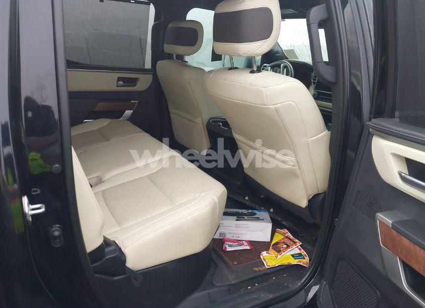 Photo 8 of 2022 Toyota Tundra (VIN 5TFMA5DBXNX012937)