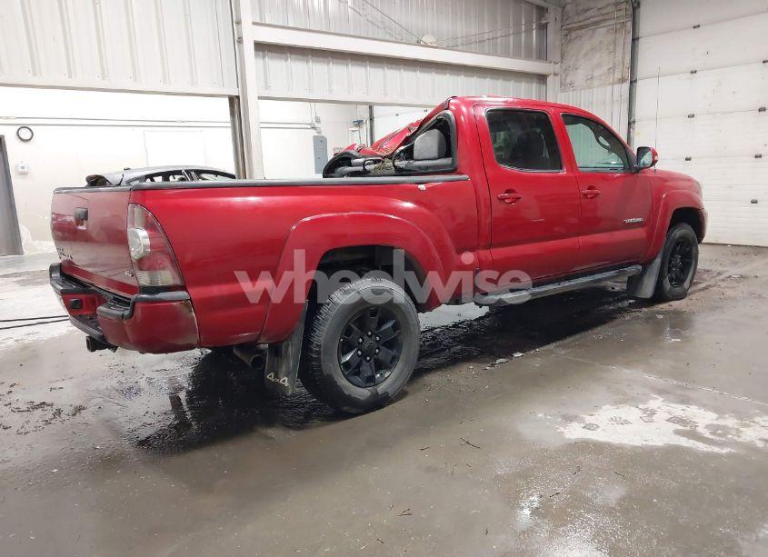 Photo 4 of 2014 Toyota Tacoma BASE V6 (VIN 5TFMU4FN1EX022071)