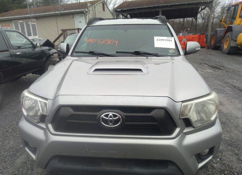 Photo 12 of 2015 Toyota Tacoma DOUBLE CAB LONG BED (VIN 5TFMU4FN1FX027434)