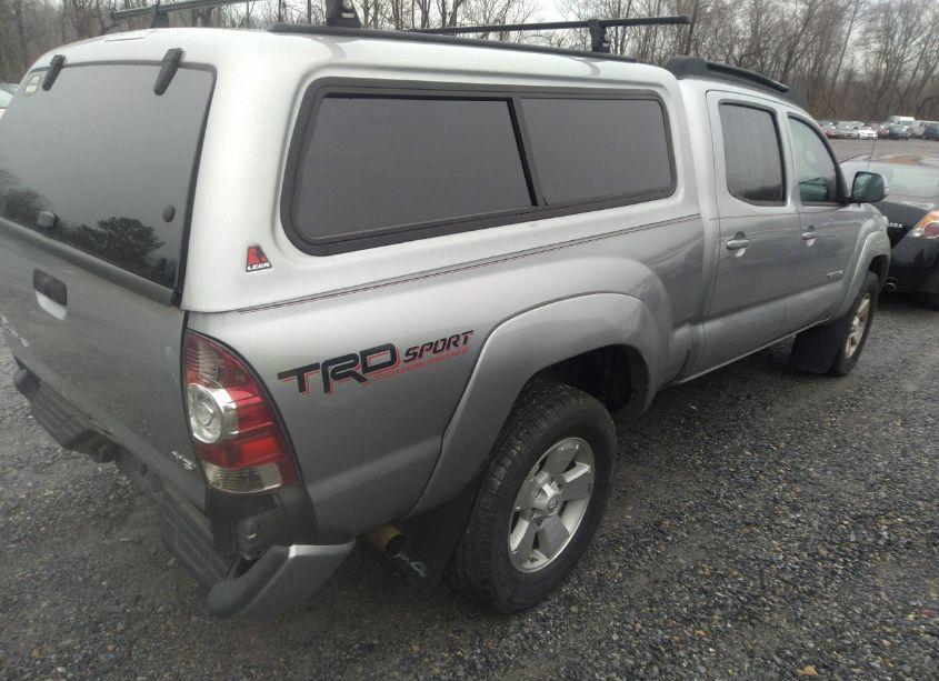 Photo 4 of 2015 Toyota Tacoma DOUBLE CAB LONG BED (VIN 5TFMU4FN1FX027434)