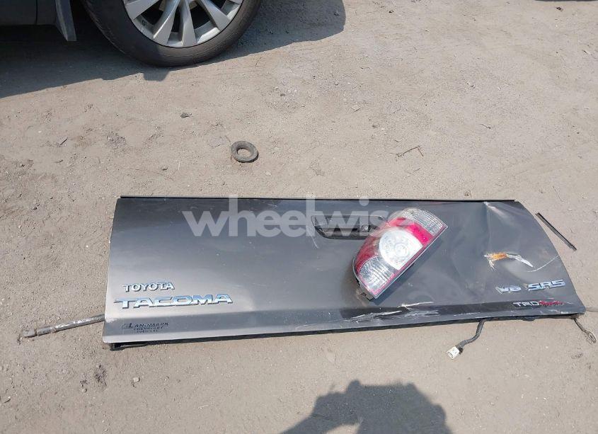 Photo 12 of 2013 Toyota Tacoma V6 (VIN 5TFMU4FN6DX015079)