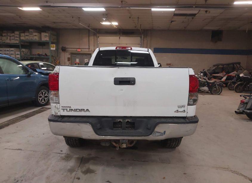 Photo 16 of 2010 Toyota Tundra GRADE 5.7L V8 (VIN 5TFMY5F12AX107907)