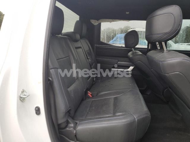 Photo 7 of 2022 TOYOTA TUNDRA CREWMAX PLATINUM (VIN 5TFNA5AB1NX001561)