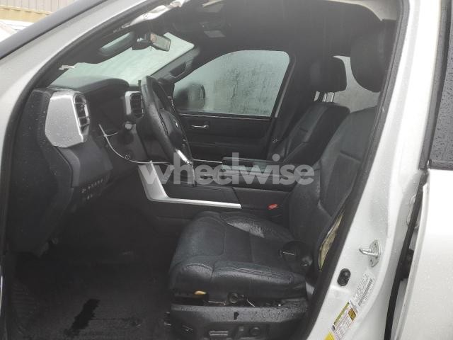 Photo 9 of 2022 TOYOTA TUNDRA CREWMAX PLATINUM (VIN 5TFNA5AB1NX001561)
