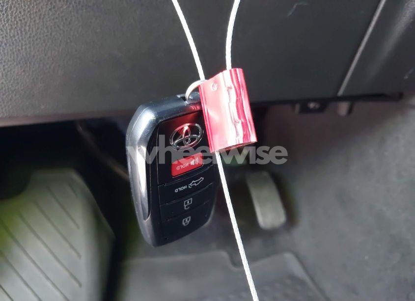 Photo 11 of 2022 Toyota Tundra PLATINUM (VIN 5TFNA5AB1NX011149)