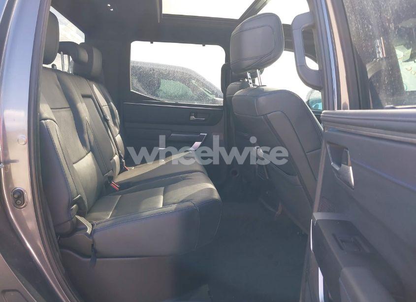 Photo 8 of 2022 Toyota Tundra PLATINUM (VIN 5TFNA5AB6NX016895)