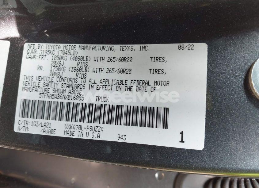 Photo 9 of 2022 Toyota Tundra PLATINUM (VIN 5TFNA5AB6NX016895)