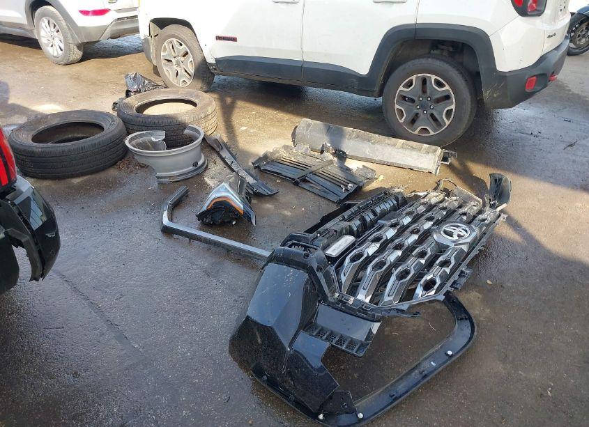 Photo 12 of 2024 Toyota Tundra PLATINUM (VIN 5TFNA5DB1RX192352)