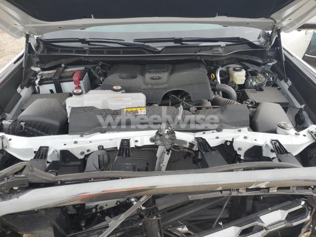 Photo 9 of 2025 TOYOTA TUNDRA CREWMAX PLATINUM (VIN 5TFNA5DB3SX284570)