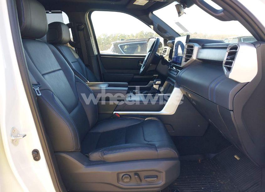 Photo 5 of 2024 Toyota Tundra PLATINUM (VIN 5TFNA5DB4RX130069)